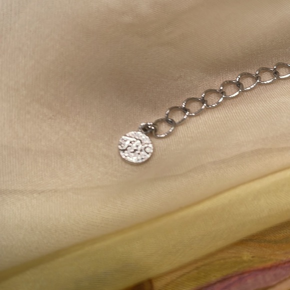 Swarovski lovely 3 piece bracelet with lobster clasp - Picture 2 of 5